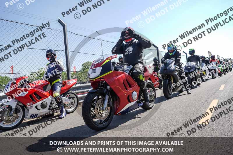 donington no limits trackday;donington park photographs;donington trackday photographs;no limits trackdays;peter wileman photography;trackday digital images;trackday photos